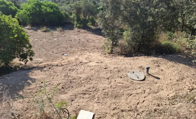 Terrassement pour pose de fosse septique à Palombaggia
